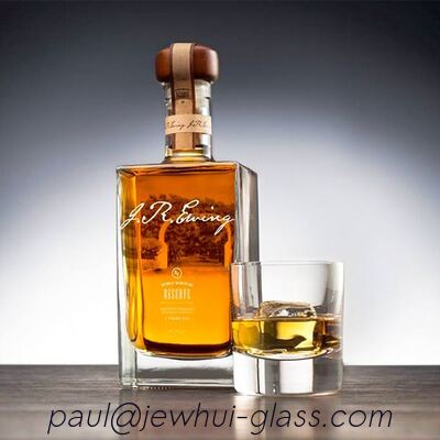 kaufen 750ml oder 700ML Qubic Glasflasche SGS FDA Online-Herstellung