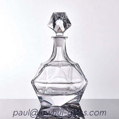 Qualität  21.5mm Liquor Decanter Bottle Barware Diamond Cut Crystal Whiskey Decanter usine