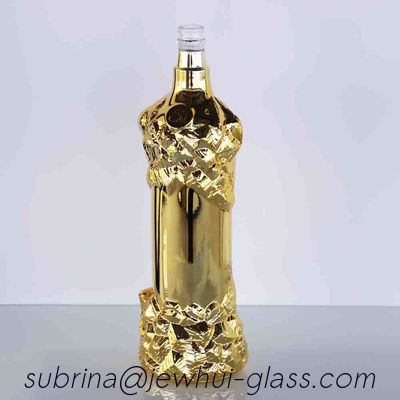 kaufen Wodka-Bourbon-Luxusgeist füllt einzigartigen goldenen Flint Wine Bottle ab Online-Herstellung