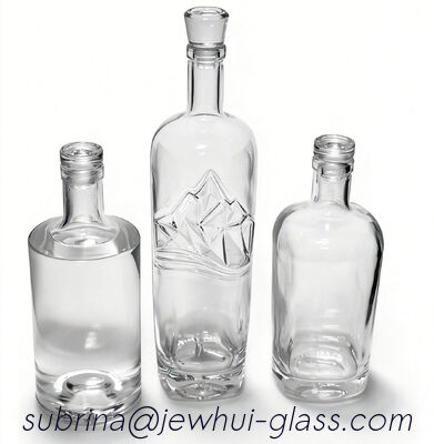 Guter Preis Alkohol des Klarglas-700ml füllt/Whisky-Glas-Flasche ab Online