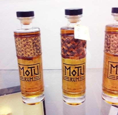 Guter Preis Erstklassiger Motu-Rum-Glasflasche 800g mit hölzernem oberstem synthetischem Korken Online